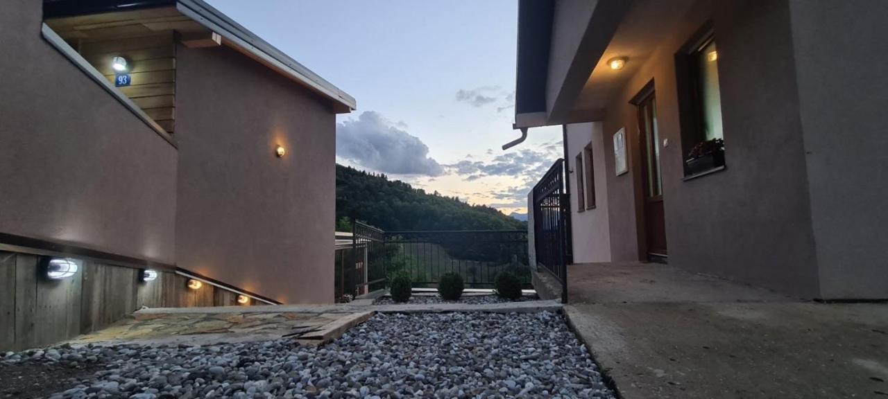 Villa 1060 Meet Eat Hike & Tour Plav Exterior foto